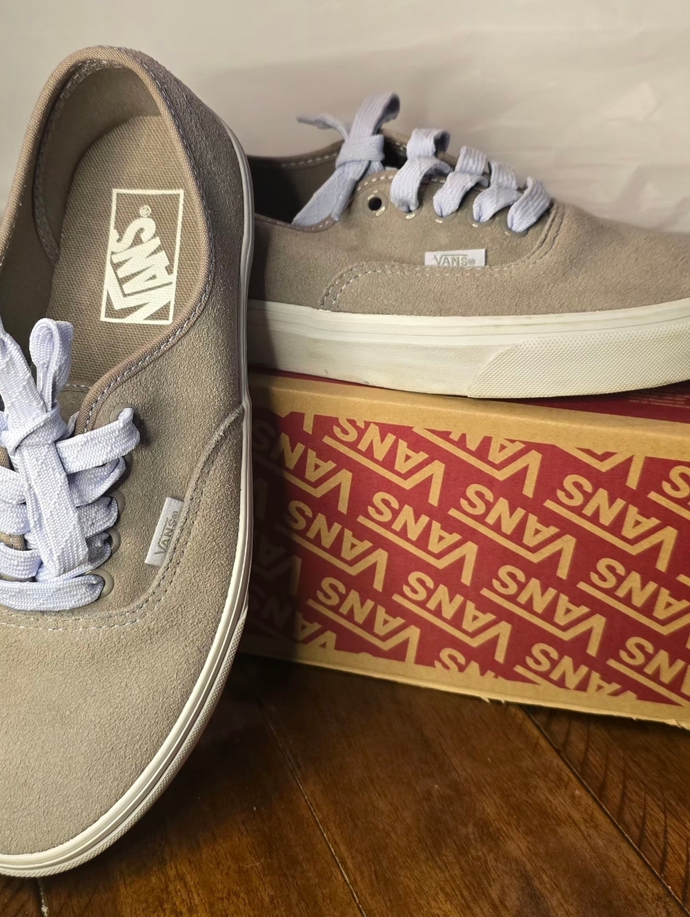 Vans Authentic Suede Sneakers Women’s 8 Gray Low Top Casual Shoes